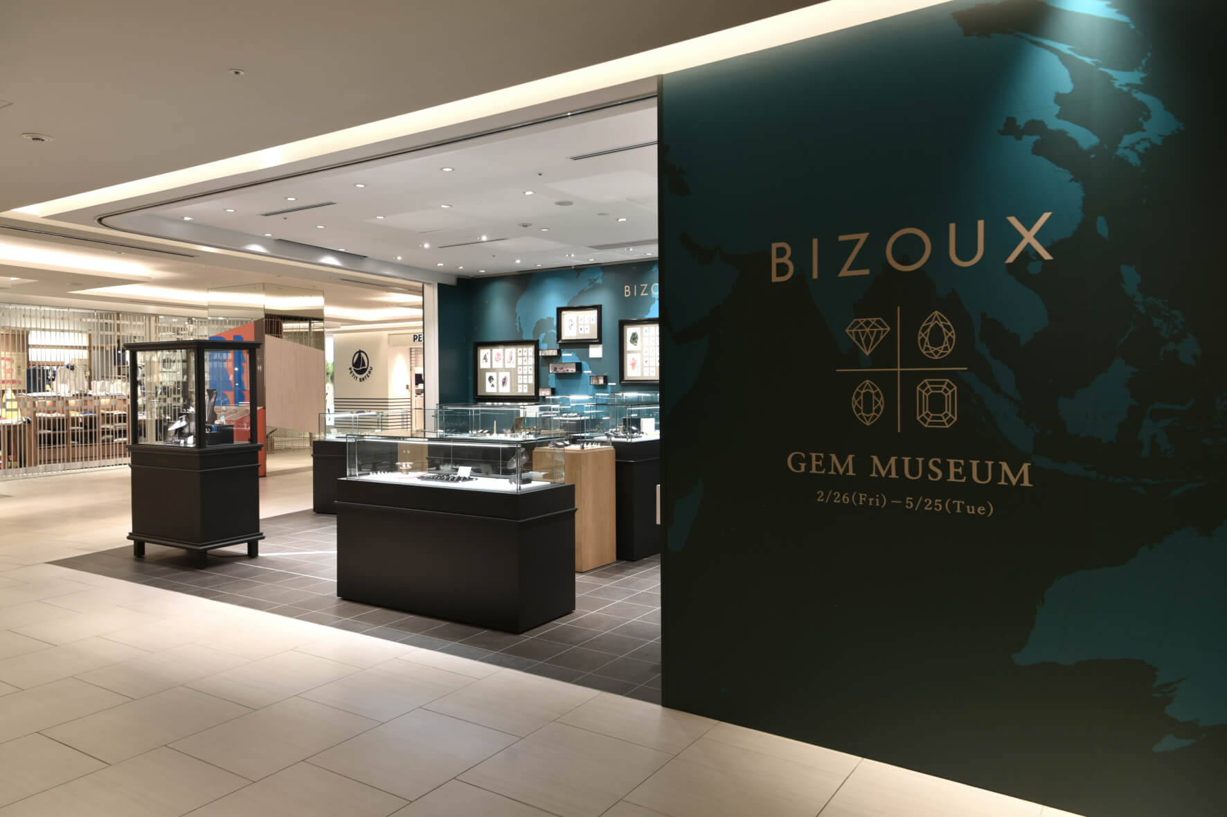BIZOUX POP UP STORE GINZA SIX  – GEM MUSEUM –