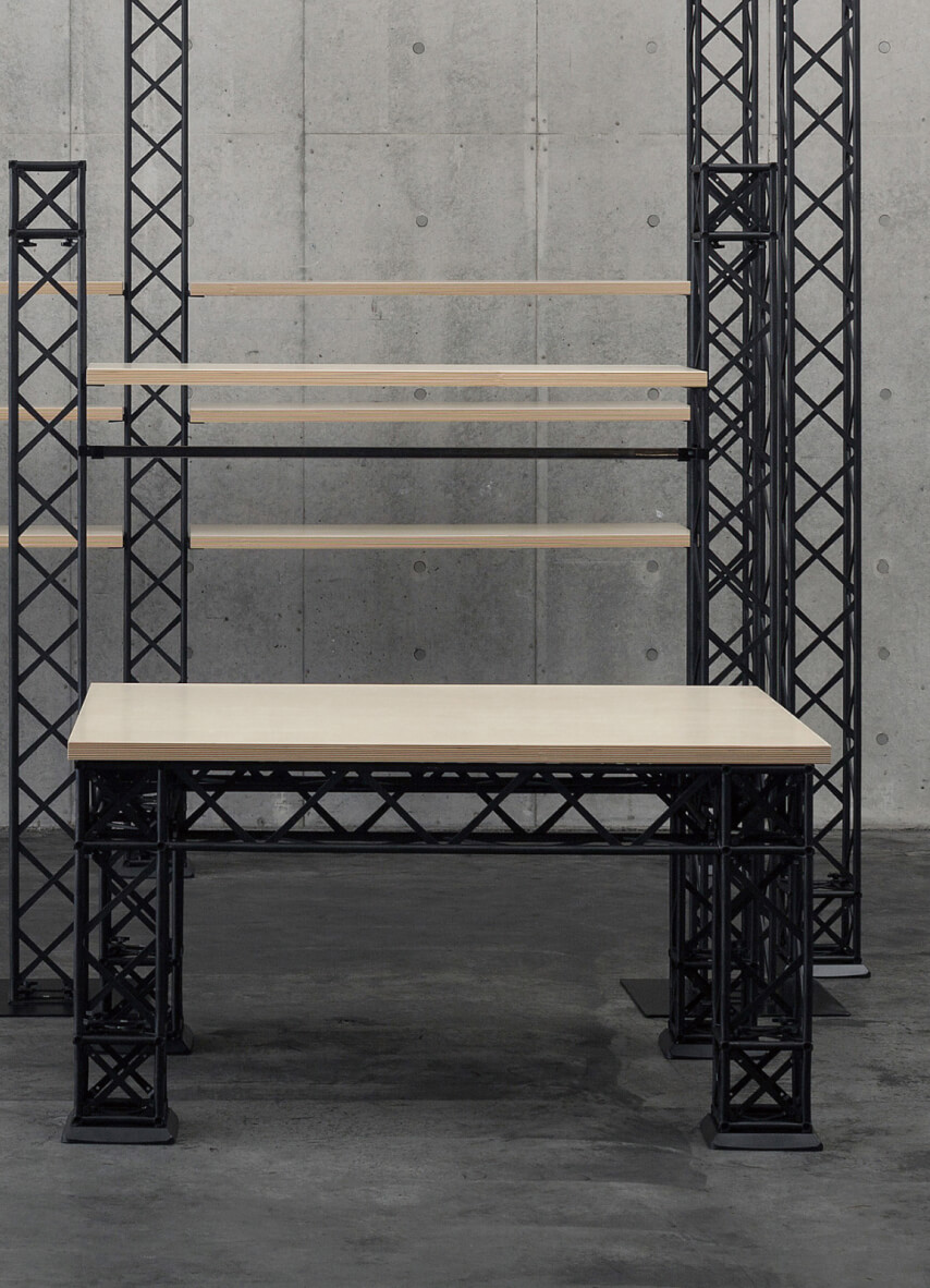 CROWN TRUSS