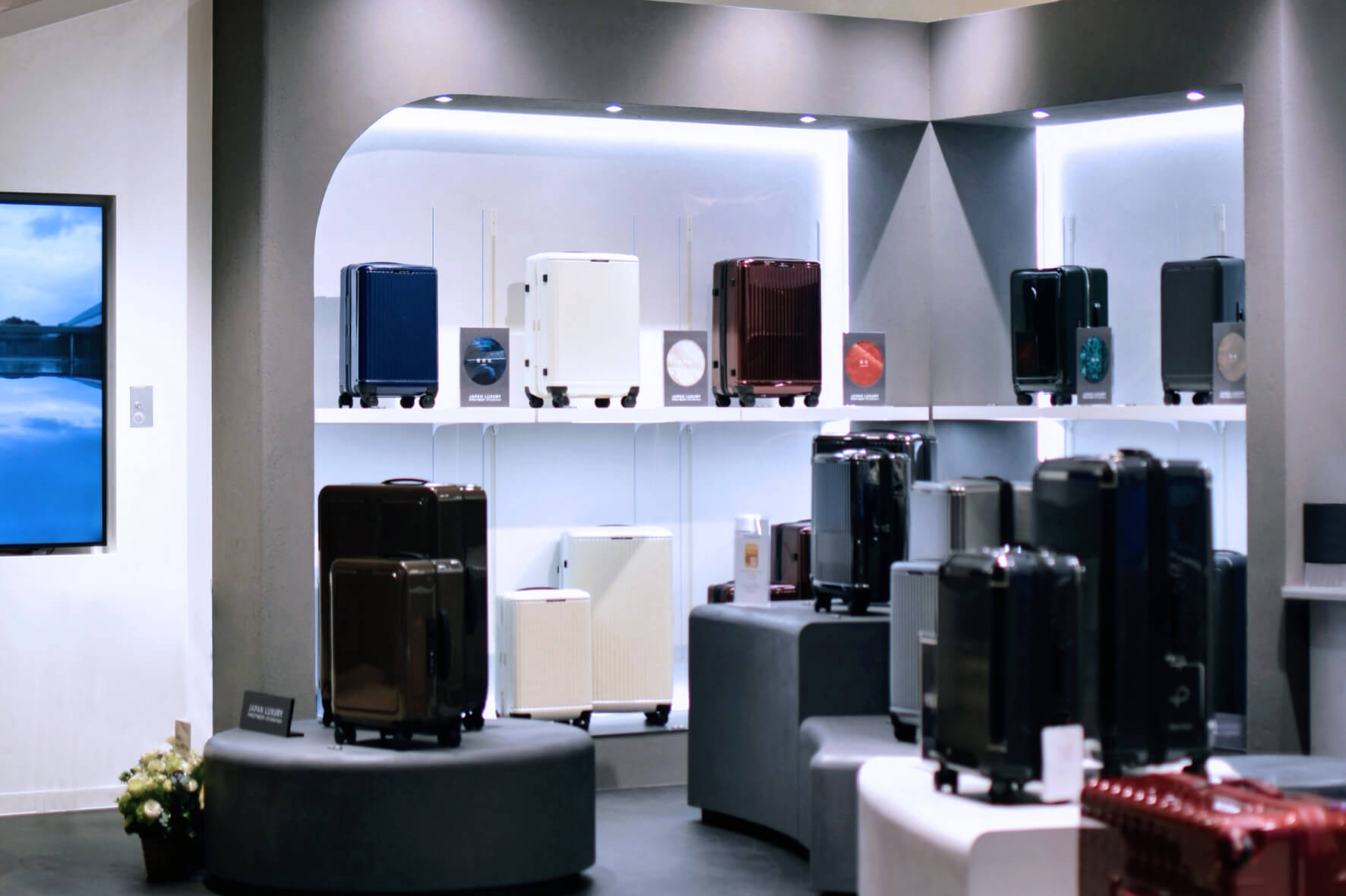 PROTECA 東京ミッドタウン八重洲店