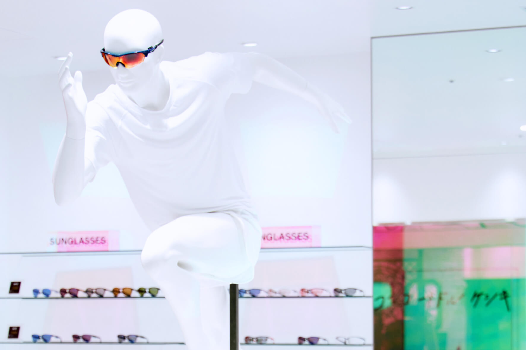 SWANS STORE KITTE大阪店